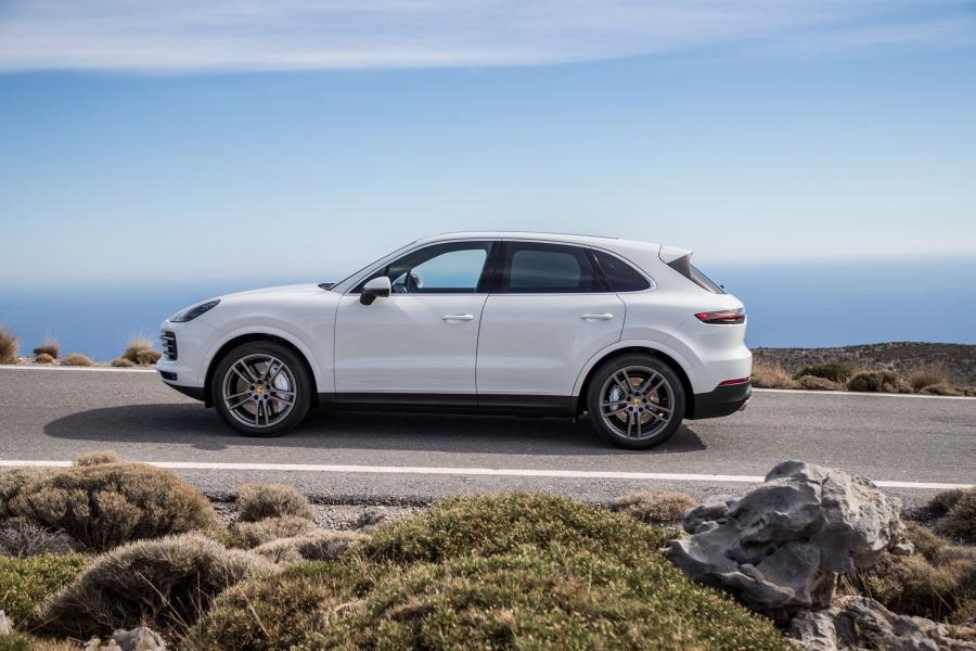  Porsche Cayenne S 2017 года  (WW) (фото 14 из 40)